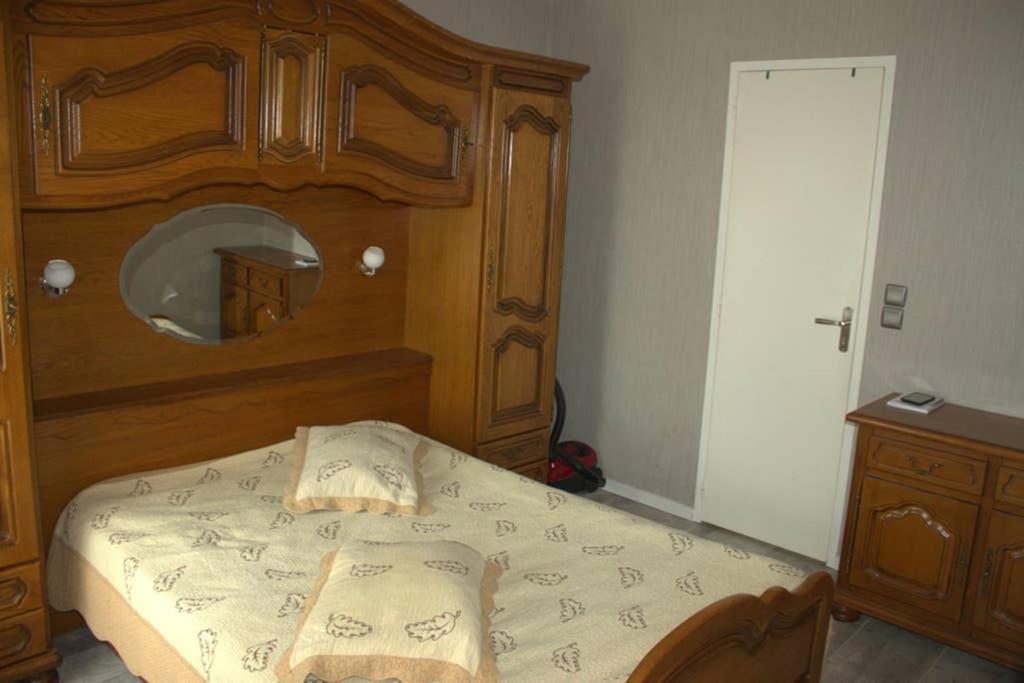Bel Petit Appartement Charleville-Mézières エクステリア 写真