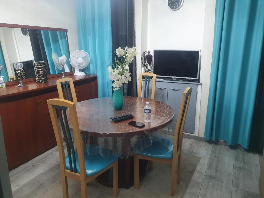 Bel Petit Appartement Charleville-Mézières エクステリア 写真